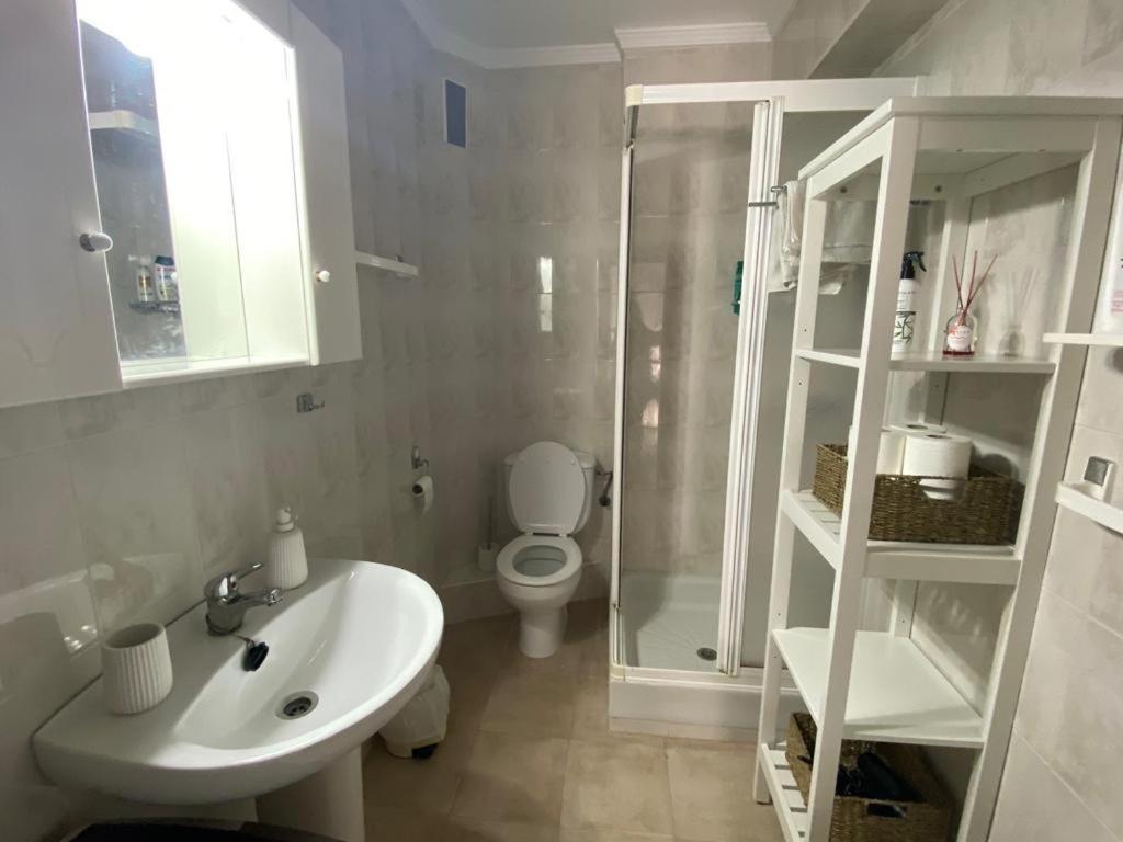 Piso Exclusivo En Primera Linea De Playa Lägenhet Torre Del Mar Exteriör bild