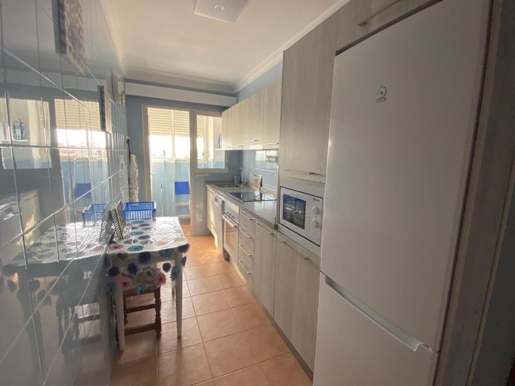 Piso Exclusivo En Primera Linea De Playa Lägenhet Torre Del Mar Exteriör bild